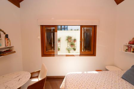 Casa à venda com 273m², 4 quartos e 2 vagasQuarto 3