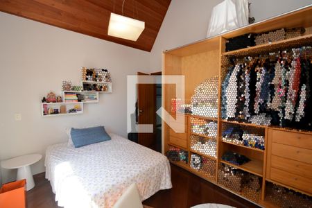 Casa à venda com 273m², 4 quartos e 2 vagasQuarto 3