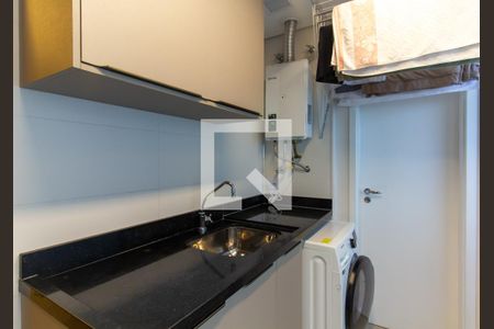 Apartamento à venda com 104m², 3 quartos e 2 vagas Apartamento à venda com 104m², 3 quartos e 2 vagasÁrea de Serviço