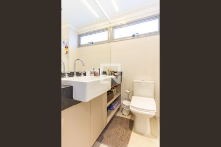 Apartamento à venda com 104m², 3 quartos e 2 vagas Apartamento à venda com 104m², 3 quartos e 2 vagasBanheiro da Suíte 2