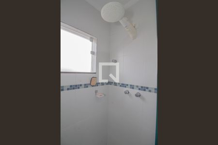 Casa à venda com 217m², 3 quartos e 4 vagas Casa à venda com 217m², 3 quartos e 4 vagasBanheiro social