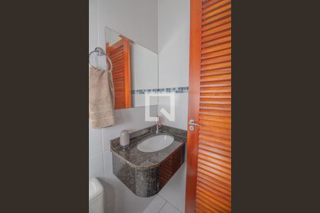 Casa à venda com 217m², 3 quartos e 4 vagas Casa à venda com 217m², 3 quartos e 4 vagasLavanderia