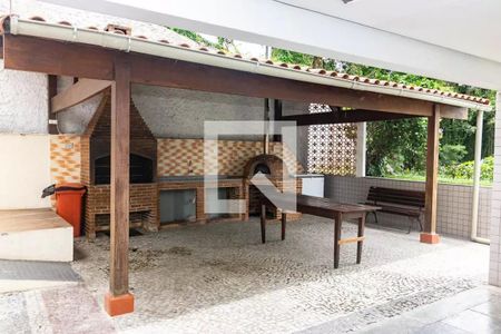 Apartamento à venda com 63m², 2 quartos e 1 vagaChurrasqueira