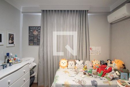 Apartamento à venda com 182m², 4 quartos e 2 vagasQuarto 1