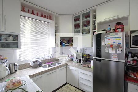 Apartamento à venda com 182m², 4 quartos e 2 vagasCozinha