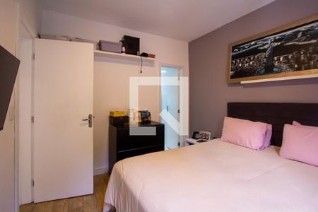 Apartamento à venda com 85m², 3 quartos e 2 vagas Apartamento à venda com 85m², 3 quartos e 2 vagasSuíte