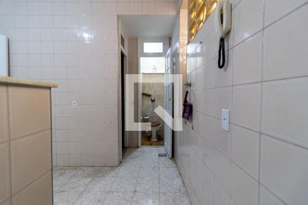 Apartamento à venda com 77m², 2 quartos e 1 vagaÁrea de Serviço