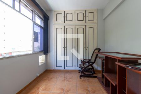 Apartamento à venda com 77m², 2 quartos e 1 vagaQuarto 2