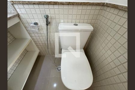 Apartamento à venda com 156m², 4 quartos e 3 vagas Apartamento à venda com 156m², 4 quartos e 3 vagasSuíte 4 - Banheiro