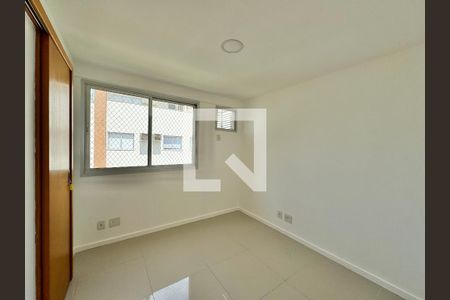 Apartamento à venda com 156m², 4 quartos e 3 vagas Apartamento à venda com 156m², 4 quartos e 3 vagasSuíte 2 (Canadense)