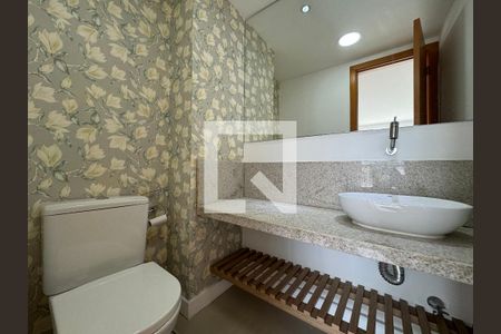 Apartamento à venda com 156m², 4 quartos e 3 vagas Apartamento à venda com 156m², 4 quartos e 3 vagasLavabo