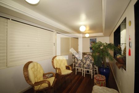 Casa à venda com 570m², 8 quartos e 2 vagassala 2