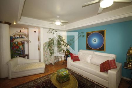 Casa à venda com 570m², 8 quartos e 2 vagassala2