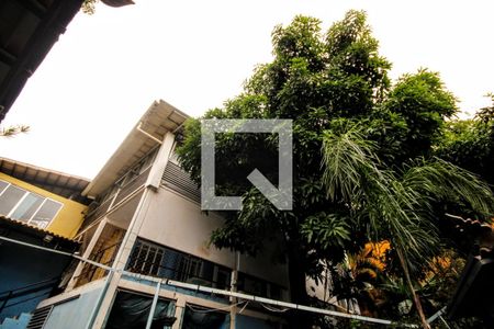 Casa à venda com 570m², 8 quartos e 2 vagasFachada