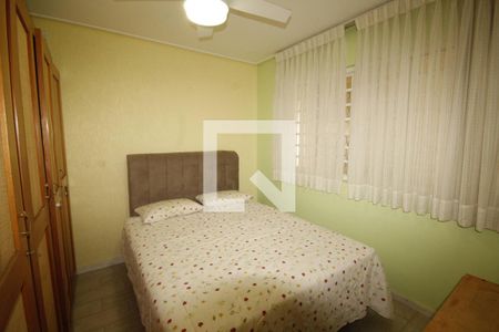 Casa à venda com 570m², 8 quartos e 2 vagasquarto 6