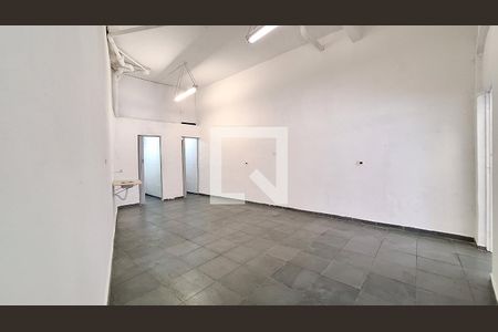 Casa à venda com 300m², 2 quartos e sem vaga Casa à venda com 300m², 2 quartos e sem vagaGaragem