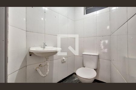 Casa à venda com 300m², 2 quartos e sem vaga Casa à venda com 300m², 2 quartos e sem vagaBanheiro 1 Garagem