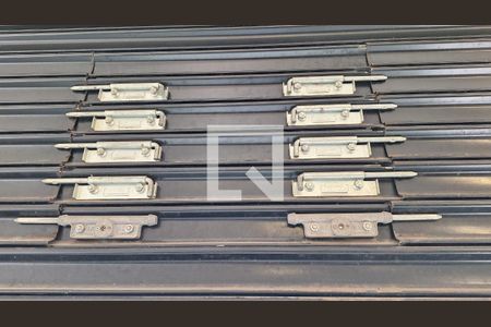 Casa à venda com 300m², 2 quartos e sem vaga Casa à venda com 300m², 2 quartos e sem vagaDetalhe