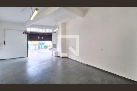 Casa à venda com 300m², 2 quartos e sem vaga Casa à venda com 300m², 2 quartos e sem vagaGaragem