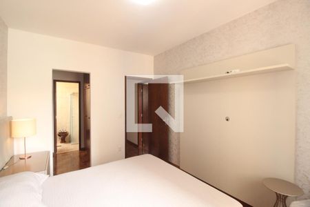 Apartamento à venda com 145m², 4 quartos e 2 vagasQuarto 