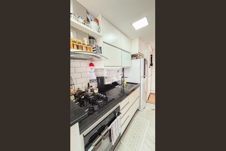 Apartamento à venda com 56m², 2 quartos e 2 vagas Apartamento à venda com 56m², 2 quartos e 2 vagasCozinha