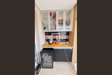 Apartamento à venda com 56m², 2 quartos e 2 vagas Apartamento à venda com 56m², 2 quartos e 2 vagasVaranda Sala - Sala de Jantar