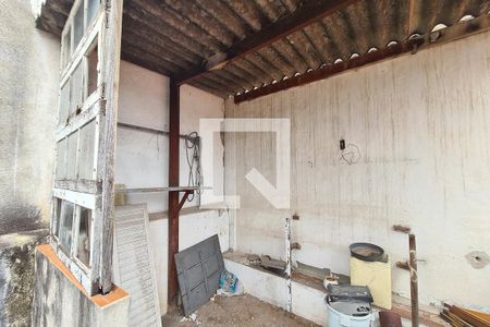Casa de condomínio à venda com 220m², 3 quartos e 2 vagas Casa de condomínio à venda com 220m², 3 quartos e 2 vagasQuintal
