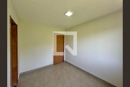 Suíte de casa de condomínio para alugar com 3 quartos, 88m² em Vargem Pequena, Rio de Janeiro