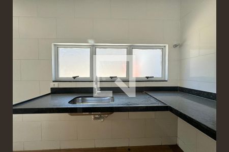 Casa de condomínio à venda com 88m², 3 quartos e 1 vaga Casa de condomínio à venda com 88m², 3 quartos e 1 vagaCozinha