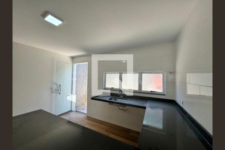 Casa de condomínio à venda com 88m², 3 quartos e 1 vaga Casa de condomínio à venda com 88m², 3 quartos e 1 vagaCozinha