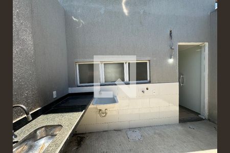 Casa de condomínio à venda com 88m², 3 quartos e 1 vaga Casa de condomínio à venda com 88m², 3 quartos e 1 vagaÁrea externa (Gourmet e Serviço)