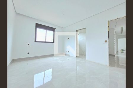 Casa de condomínio à venda com 417m², 4 quartos e 4 vagasSuíte 3