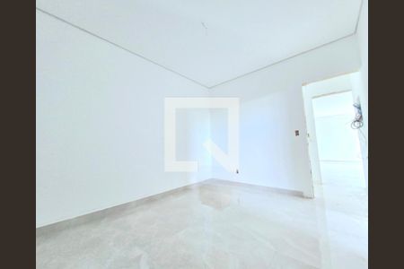 Casa de condomínio à venda com 417m², 4 quartos e 4 vagasSuíte 4