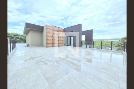 Casa de condomínio à venda com 417m², 4 quartos e 4 vagasTerraço