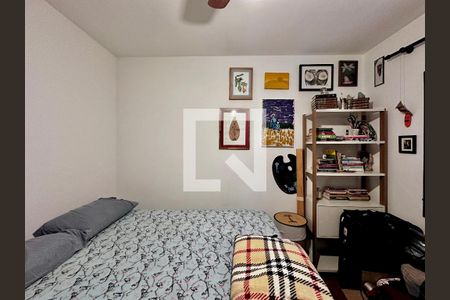 Casa à venda com 250m², 3 quartos e 4 vagas Casa à venda com 250m², 3 quartos e 4 vagasQuarto 3