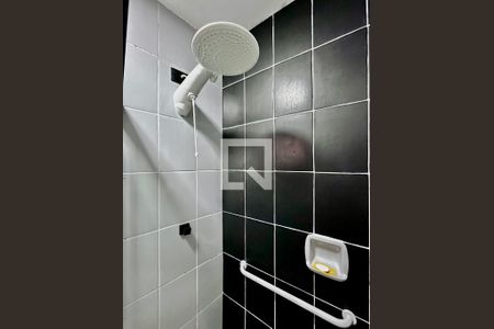 Casa à venda com 250m², 3 quartos e 4 vagas Casa à venda com 250m², 3 quartos e 4 vagasBanheiro Suíte Fundos