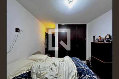 Casa à venda com 250m², 3 quartos e 4 vagas Casa à venda com 250m², 3 quartos e 4 vagasSuíte 2