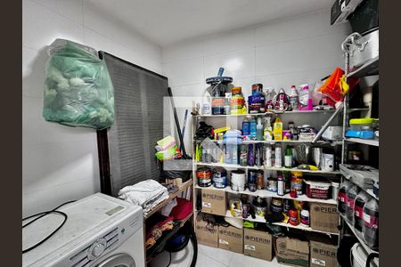 Casa à venda com 250m², 3 quartos e 4 vagas Casa à venda com 250m², 3 quartos e 4 vagasQuarto de Serviço