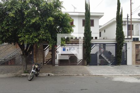 Casa à venda com 217m², 3 quartos e 4 vagasFachada