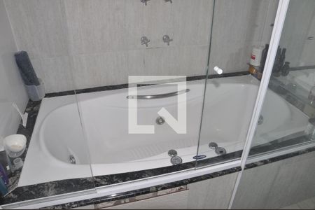 Casa à venda com 250m², 3 quartos e 5 vagasBanheiro Suíte