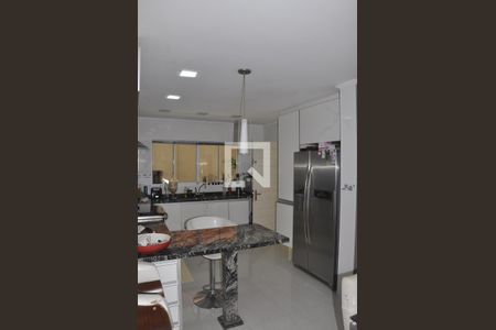 Casa à venda com 250m², 3 quartos e 5 vagas Copo e Cozinha