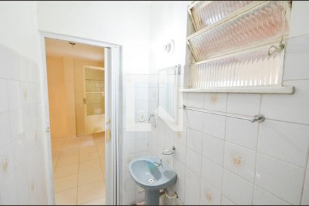 Apartamento à venda com 150m², 4 quartos e sem vaga Apartamento à venda com 150m², 4 quartos e sem vagaBanheiro 1