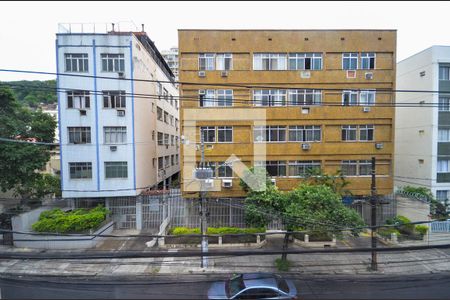 Apartamento à venda com 150m², 4 quartos e sem vaga Apartamento à venda com 150m², 4 quartos e sem vagaVista do Quarto 2