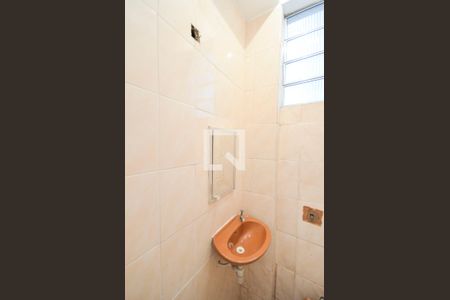 Apartamento à venda com 150m², 4 quartos e sem vaga Apartamento à venda com 150m², 4 quartos e sem vagaBanheiro de serviço