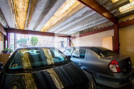 Casa à venda com 170m², 3 quartos e 2 vagas Casa à venda com 170m², 3 quartos e 2 vagasGaragem