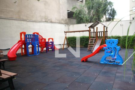 Apartamento à venda com 72m², 2 quartos e 2 vagasÁrea comum - Playground
