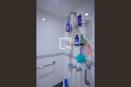 Apartamento à venda com 186m², 3 quartos e 3 vagas Apartamento à venda com 186m², 3 quartos e 3 vagasChuveiro do Banheiro da Suíte 3