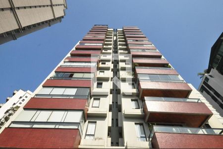 Apartamento à venda com 186m², 3 quartos e 3 vagasFachada