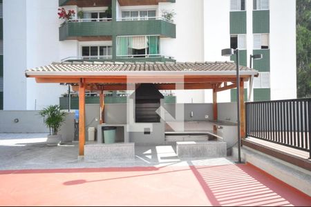 Apartamento à venda com 186m², 3 quartos e 3 vagasChurrasqueira