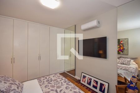 Apartamento à venda com 186m², 3 quartos e 3 vagas Apartamento à venda com 186m², 3 quartos e 3 vagasSuíte 3
